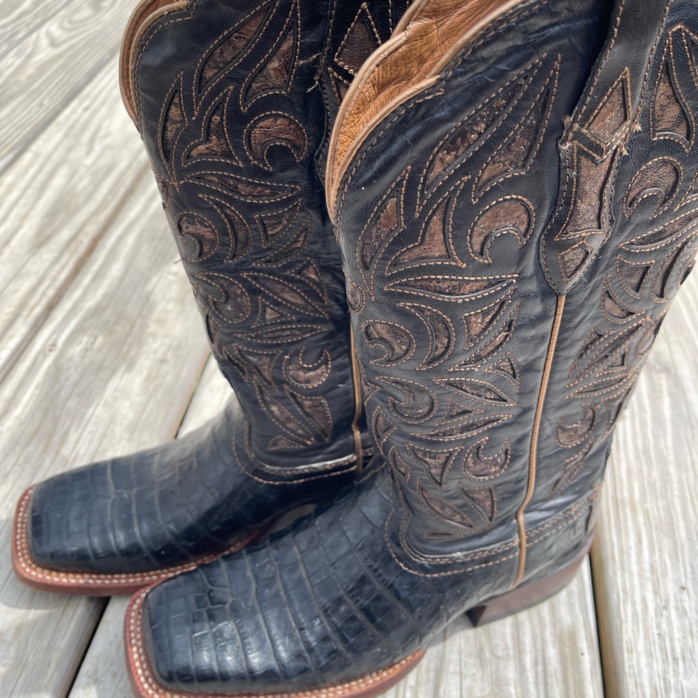 Women’s Black and Brown Western Cowboy Boots